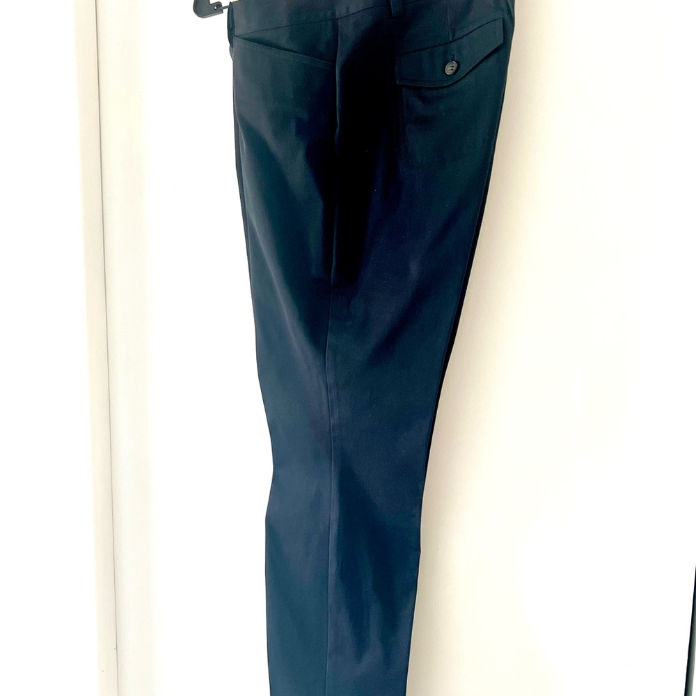 Theory Blue Straight Leg Pants with Streamlined Design